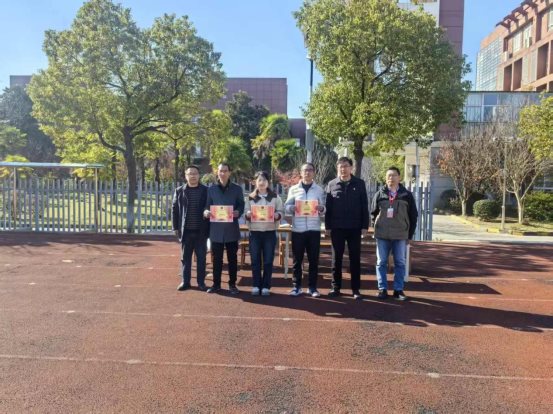 490d95e3b2237b2bc5d2a9e9f5e3d02f